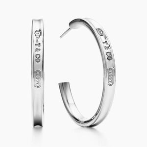 Tiffany 1837 hoop earrings, medium. Sterling silver.